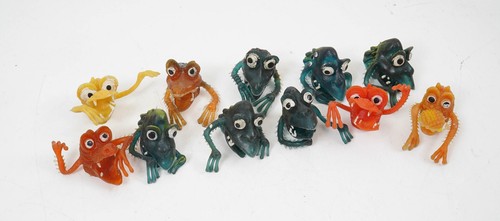 Vintage rubber monster - 11,